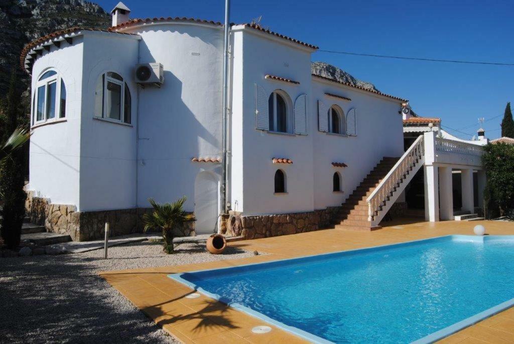 Villa Bozena Denia Eksteriør bilde